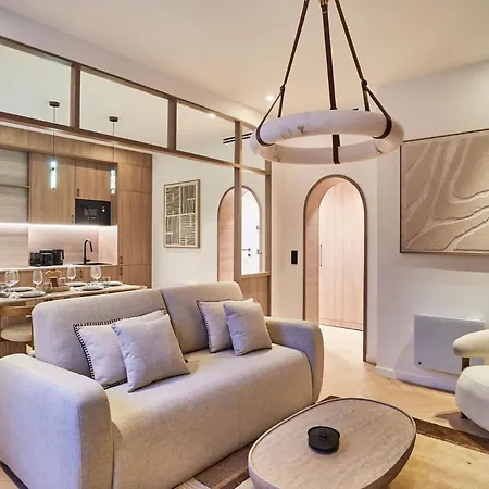 New Notre Dame De Luxembourg Lägenhet